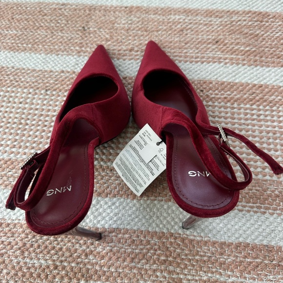 Mango Red Slingback Heels with Pointed Toe - Picture 3 of 4